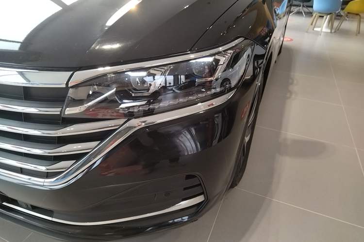 Used Volkswagen Viloran 2024 330TSI Luxury Edition