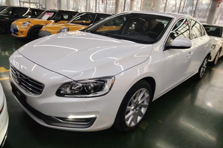 Used Volvo S60 2017 S60L T4 Smart Range Edition
