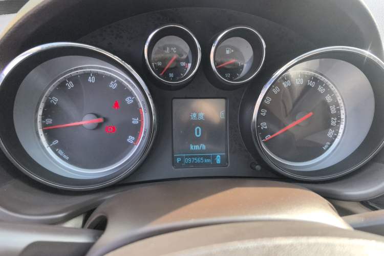 Used Buick Regal 2014 2.0L Leading Fashion Edition
