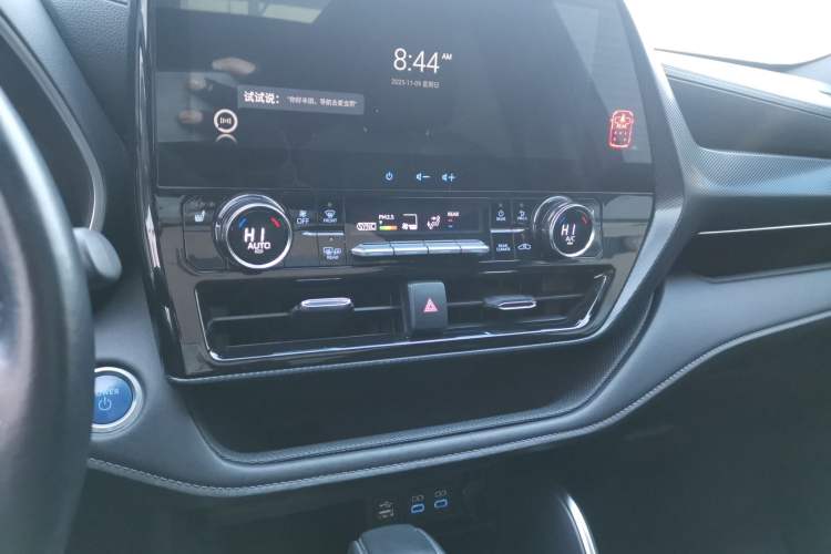 Used Toyota Crown Land Cruiser 2021 2.5L HEV Four-Wheel Drive Premium Edition