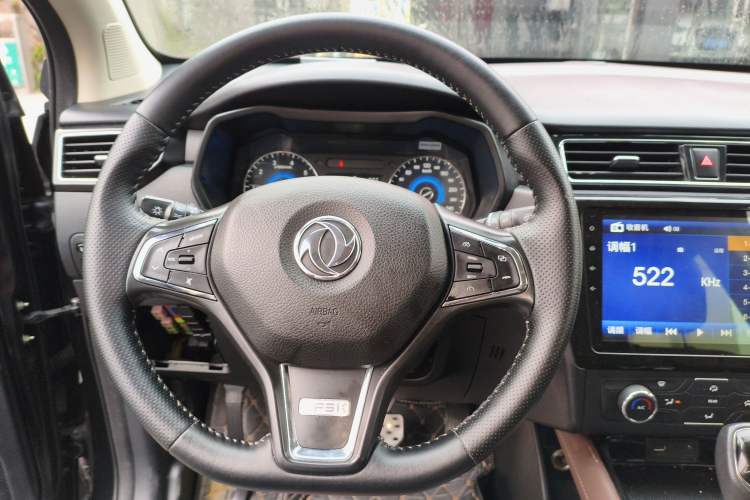 Used Dongfeng Fengon 580 2017 Revised Version 1.5T CVT Luxury Edition
