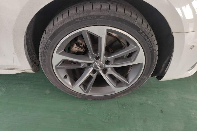 Used Audi A4L 2019 40 TFSI Fashion Edition China VI Emission Standard