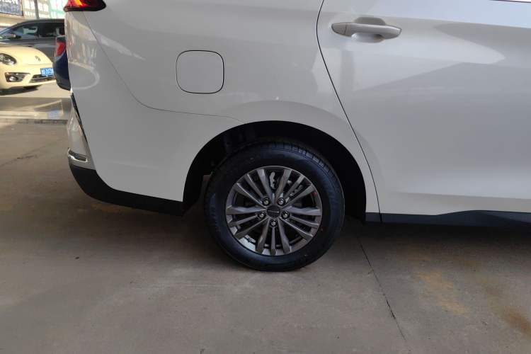 Used SAIC MAXUS G50 2023 PLUS 1.5T Happiness-Recommended Automatic Start Edition
