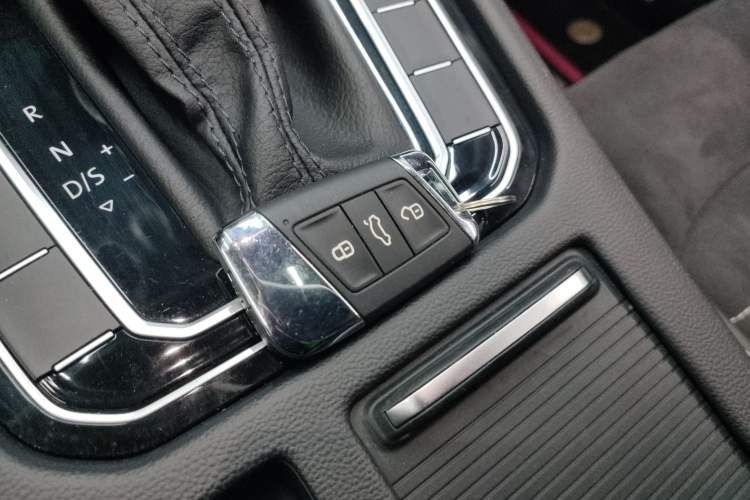 Used Volkswagen Magotan 2020 330TSI DSG Luxury Edition
