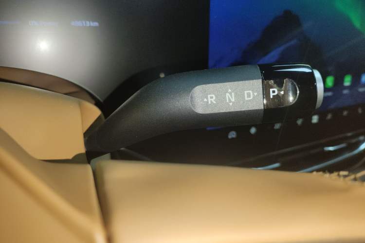 Used  R7 2024 Advanced Edition
