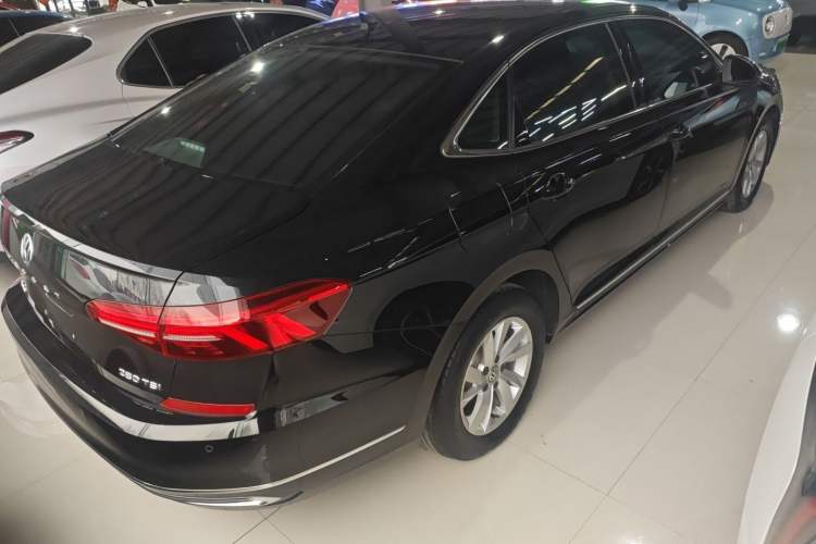 Used Volkswagen Passat 2019 280TSI Business Edition China VI