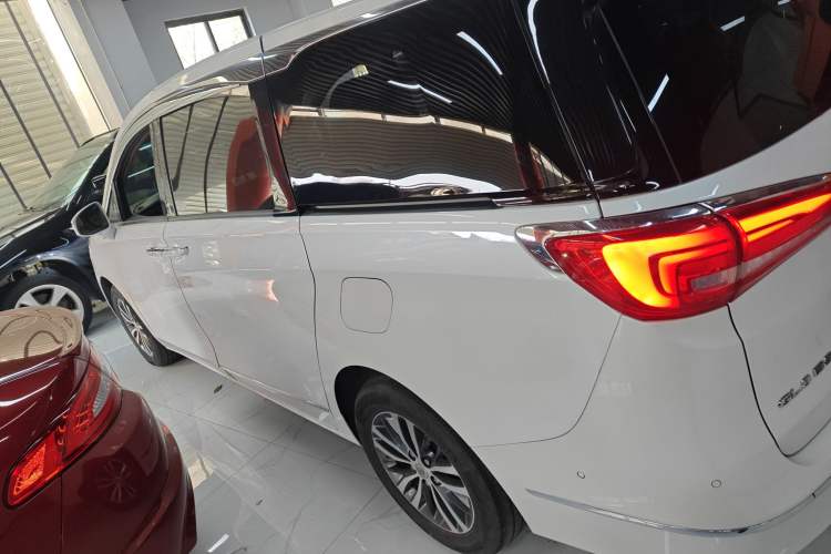 Used Buick GL8 2018 ES 28T Flagship Model China VI Standard
