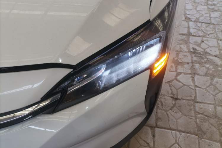 Used Buick Velite 6 2023 430km Range Commuter Version
