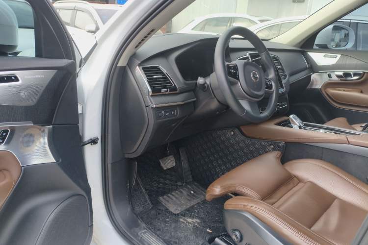 Used Volvo XC90 New Energy 2020 E-Drive Hybrid T8 Luxury Flagship 7-Seater