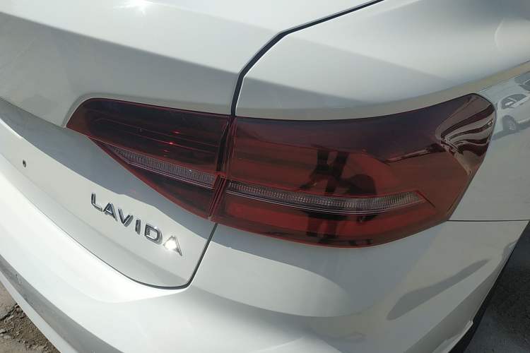 Used Volkswagen Lavida 2022 1.5L Automatic Comfort Edition
