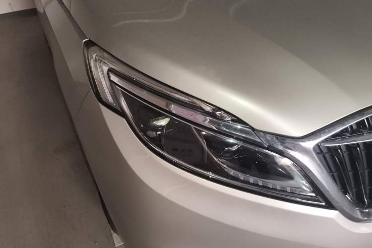 Used Buick GL8 2018 ES 28T Luxury Model China VI Standard
