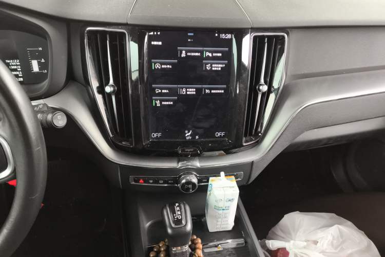 Used Volvo XC60 2021 T5 4x4 Smart Luxury Edition
