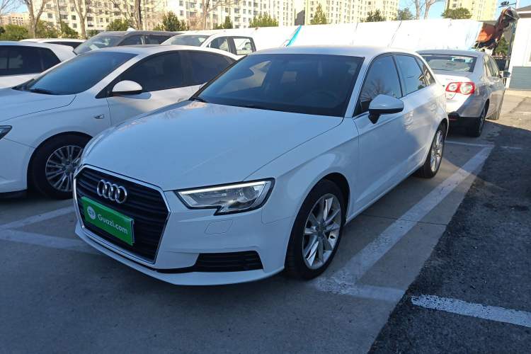 Used Audi A3 2018 30th Anniversary Edition Sportback 35 TFSI Ambition Model
