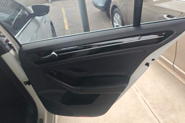 Used Volkswagen Sagitar 2018 280TSI DSG Luxury Model
