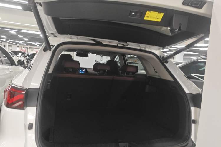 Used SOL QX 2021 300T DCT Prestige Smart Connectivity Version