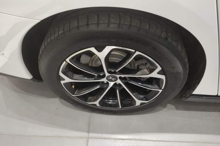 Used XPeng P7 2020 Rear-Drive Long-Range Smart Drive Version
