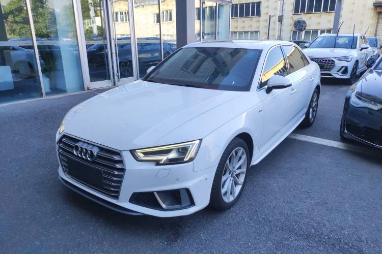 Used Audi A4L 2019 40 TFSI Fashion Edition China VI Emission Standard
