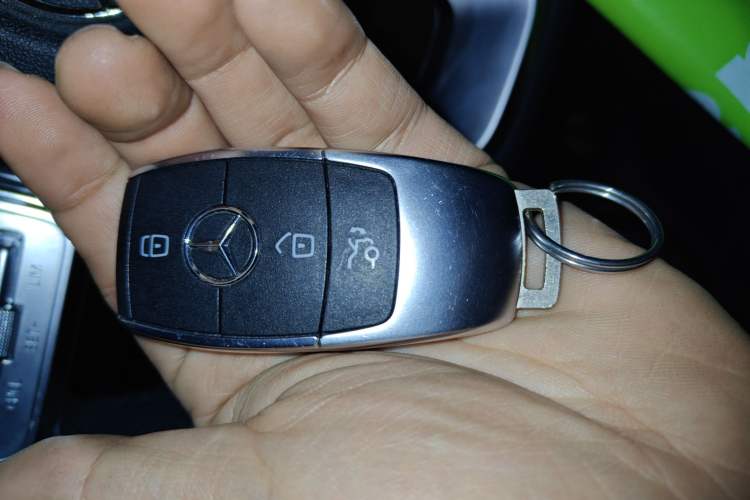 Used Mercedes-Benz A-Class 2020 Restyled A 200 L Sport Sedan Fashion Version
