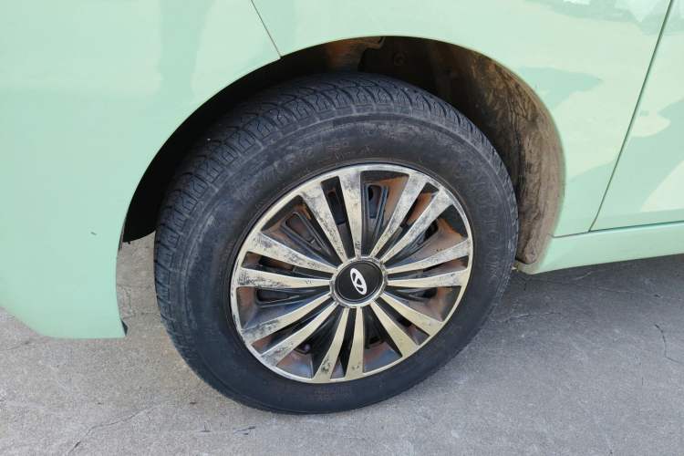 Used Chery QQ Ice Cream 2022 170km Sundae Phosphate Lithium-Ion
