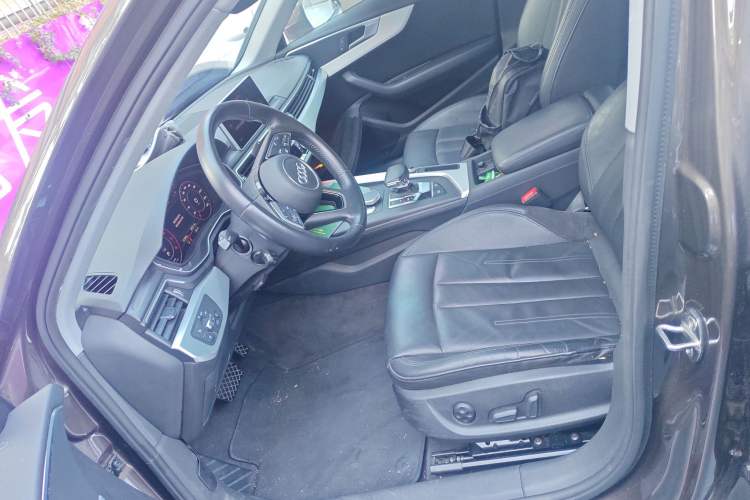 Used Audi A4L 2018 30th Anniversary Edition 40 TFSI Fashion Model