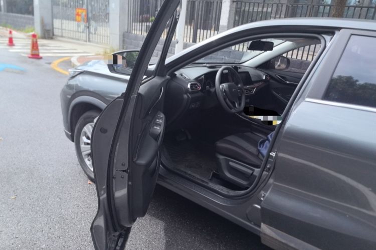 Used Oshan X5 2021 1.6L CVT Luxury Version
