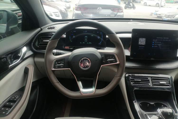 Used BYD Qin PLUS 2023 Champion Edition DM-i 55KM Leading Model
