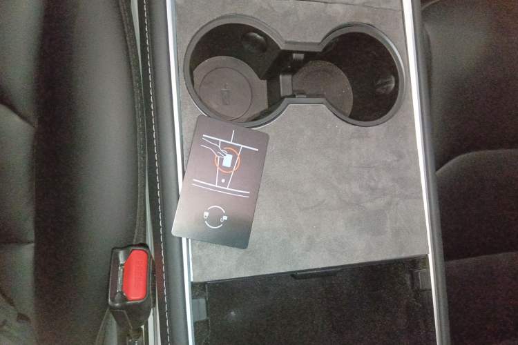 Used Tesla Model Y 2024 Rear-Wheel-Drive Version
