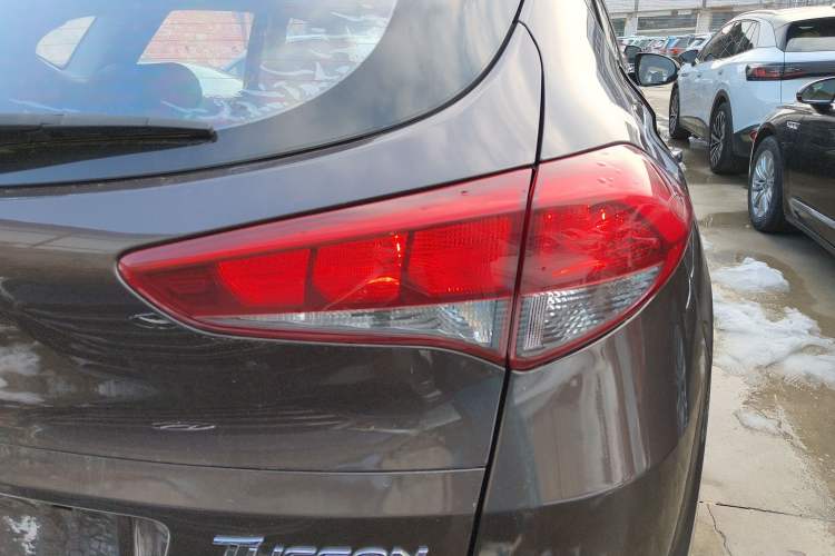 Used Hyundai Tucson 2015 1.6T Dual-Clutch Two-Wheel-Drive Smart Model