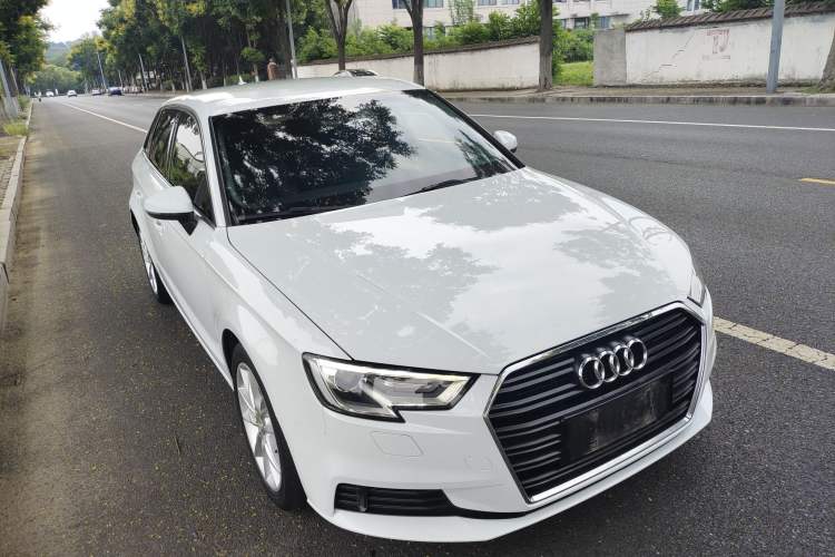 Used Audi A3 2018 30th Anniversary Edition Sportback 35 TFSI Ambition Model
