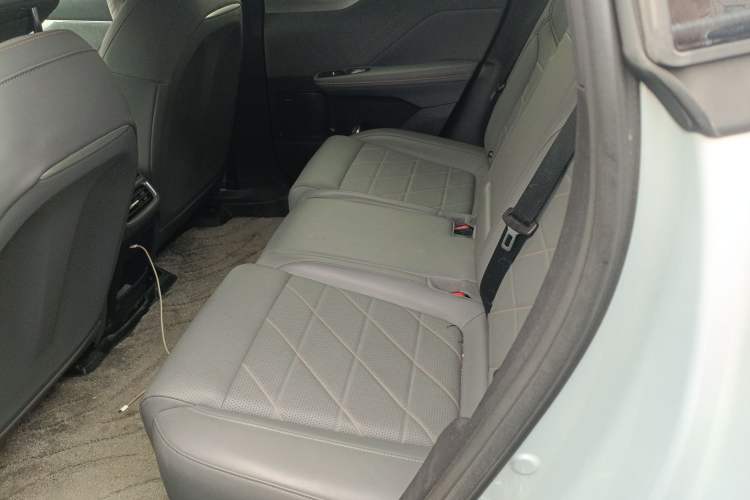 Used  S05 2024 510 Ultra Pure Electric Version