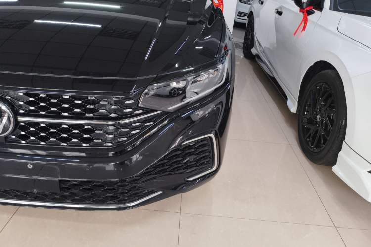 Used Volkswagen Passat 2023 330TSI Starry Elite Edition
