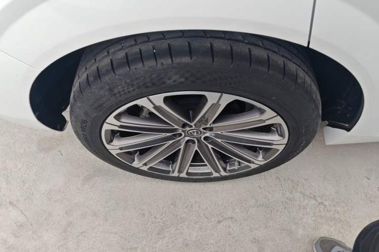 Used Changan UNI-K 2021 2.0T All-Wheel Drive Prestige Version
