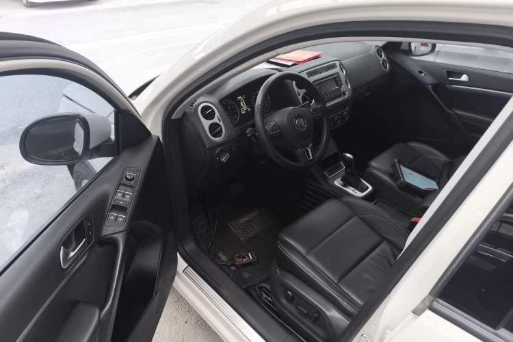 Used Volkswagen Tiguan 2017 300TSI Automatic Two-Wheel Drive Silk Road Comfort Edition