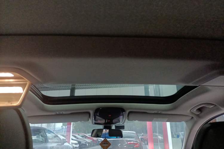 Used BMW 5 Series 2022 Second Facelift 530Li Luxury Edition Premium Package
