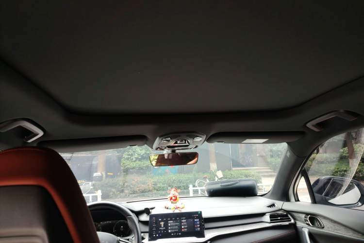 Used Lynk & Co 06 2020 1.5T JinPro model
