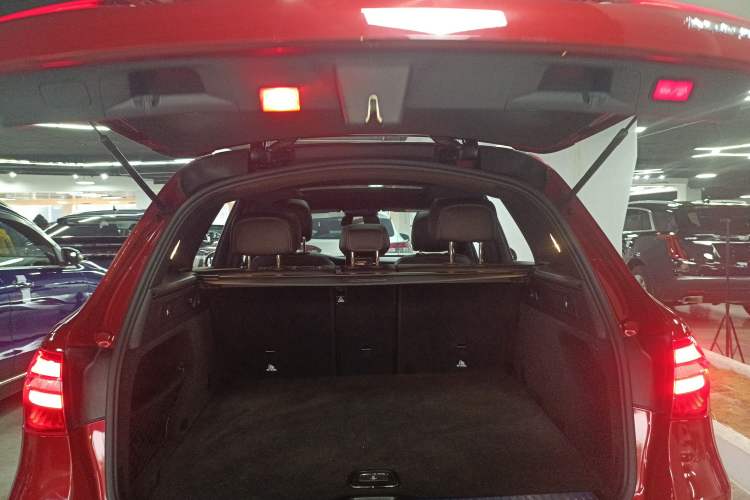 Used Mercedes-Benz GLC 2017 GLC 300 4MATIC Sport Edition
