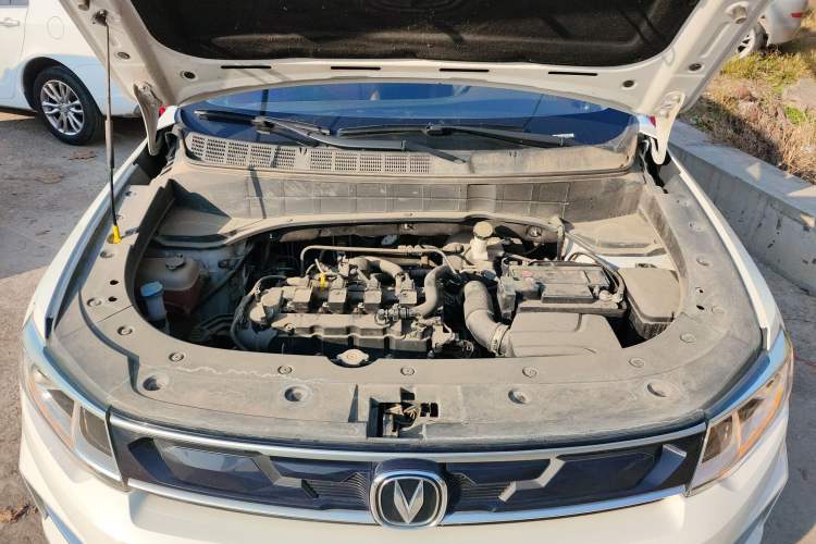 Used Changan CS35PLUS 2019 1.6L Manual E-Link Upgrade Edition
