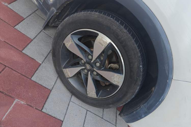 Used  Refine S3 2017 1.6L CVT Luxury Smart Model
