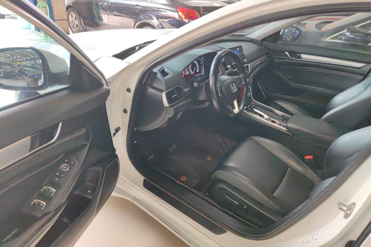 Used Honda Inspire 2019 260TURBO Elegant Edition China VI Emission Standard
