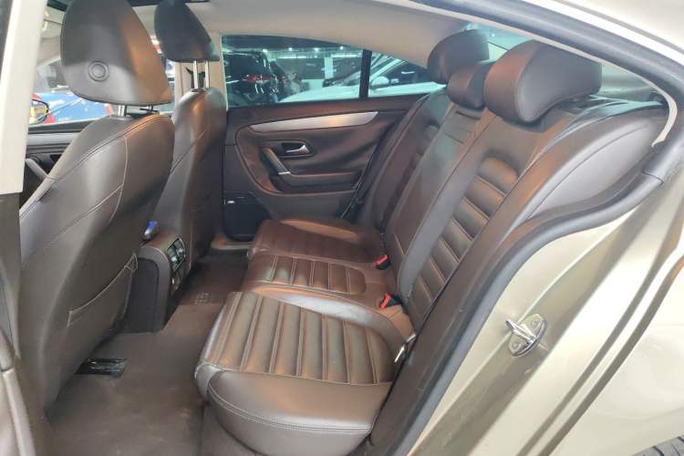 Used Volkswagen FAW-Volkswagen CC 2015 2.0 TSI Ultimate Model
