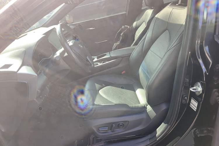 Used Toyota Avalon 2022 Dual-Engine 2.5L Luxury Edition