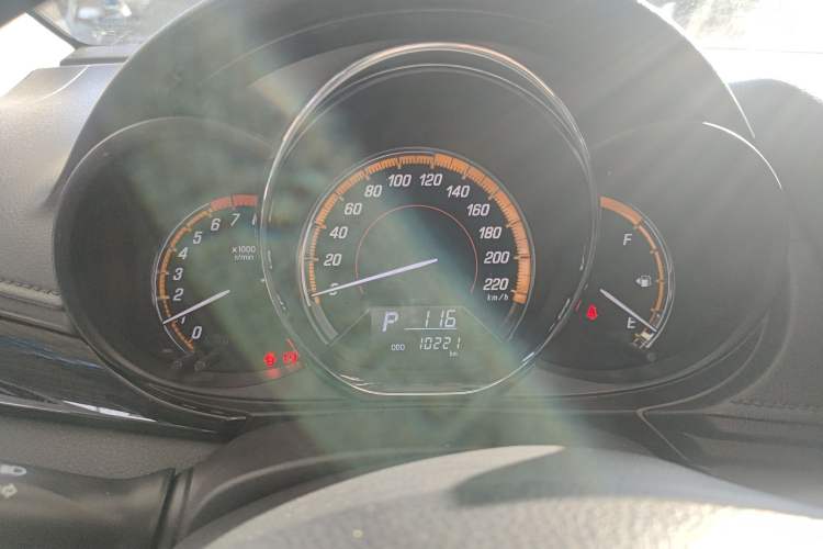 Used Toyota YARiS L 2022 X-Trail 1.5L CVT Luxury PLUS Edition