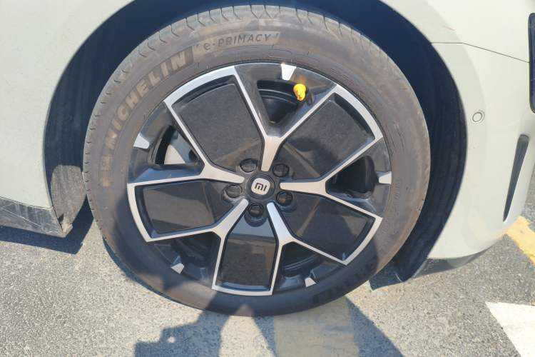 Used  SU7 2024 Rear-Drive Ultra-Long Range Advanced Pro-Level Intelligent Driving Version
