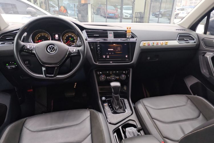 Used Volkswagen Tiguan L 2021 330TSI Automatic Two-Wheel Drive Smart Edition
