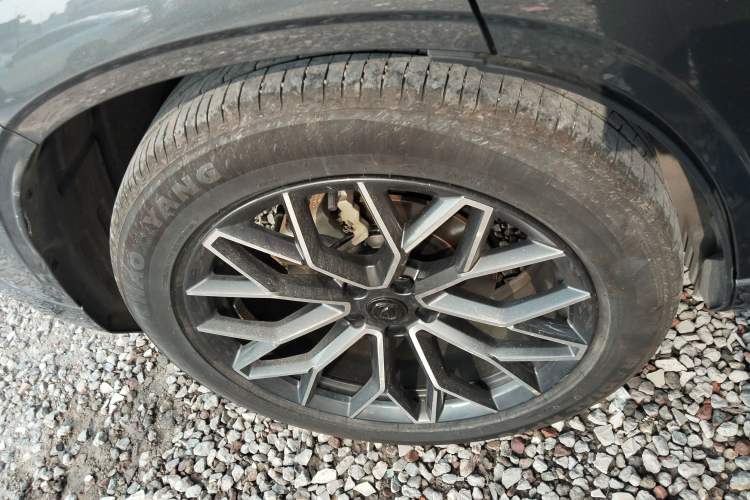 Used Changan UNI-Z New Energy 2024 Blue Whale Smart Electric iDD 125km Excellence Model
