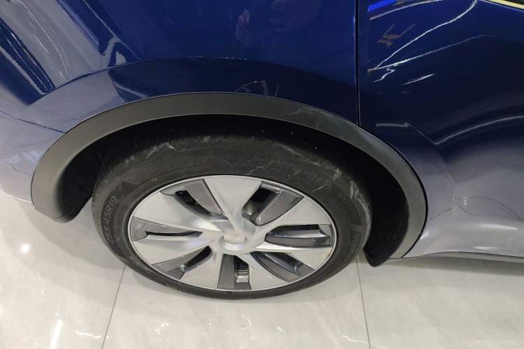 Used Tesla Model Y 2021 Standard Range Rear-Wheel Drive Version