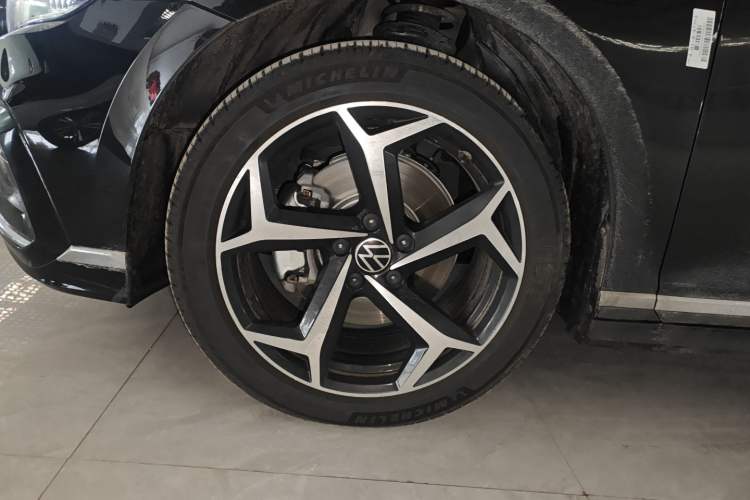 Used Volkswagen Magotan 2026 30 Million Vehicles Selected Model 380TSI DSG Luxury Edition
