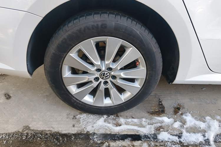 Used Volkswagen Lavida 2013 Restyled Classic 1.6L Automatic Comfort Edition