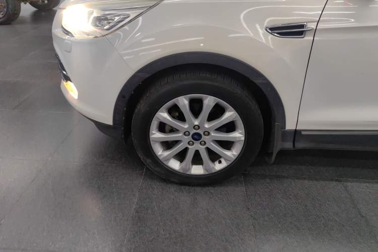 Used Ford Kuga 2013 2.0L GTDi Four-Wheel Drive Premium Model