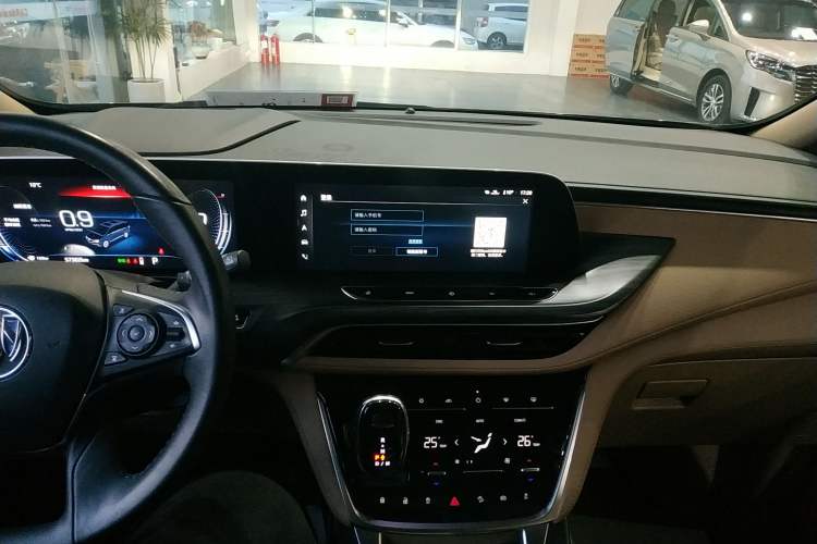 Used Buick GL8 2020 ES Land Cruiser 653T Luxury Model